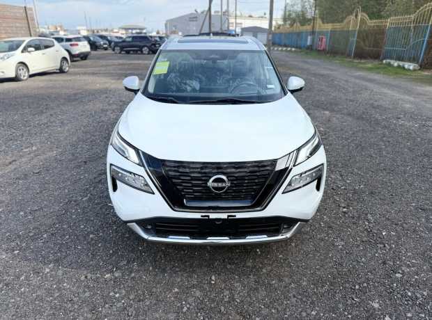 Nissan X-Trail IV (T33)