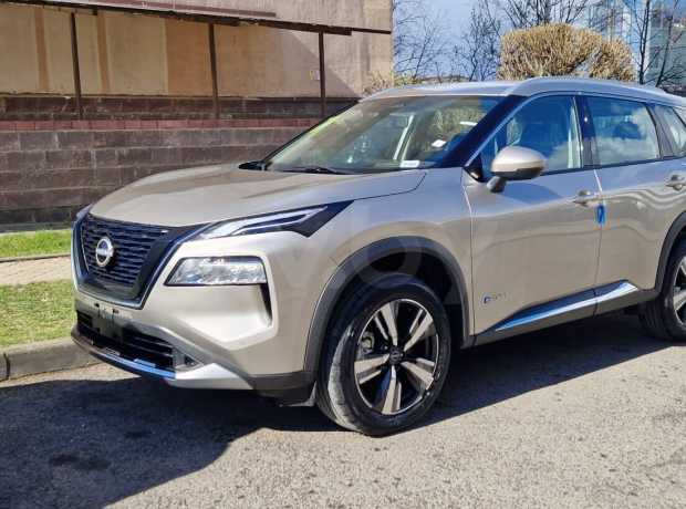 Nissan X-Trail IV (T33)
