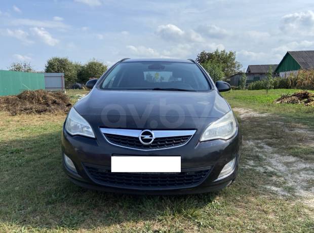 Opel Astra J