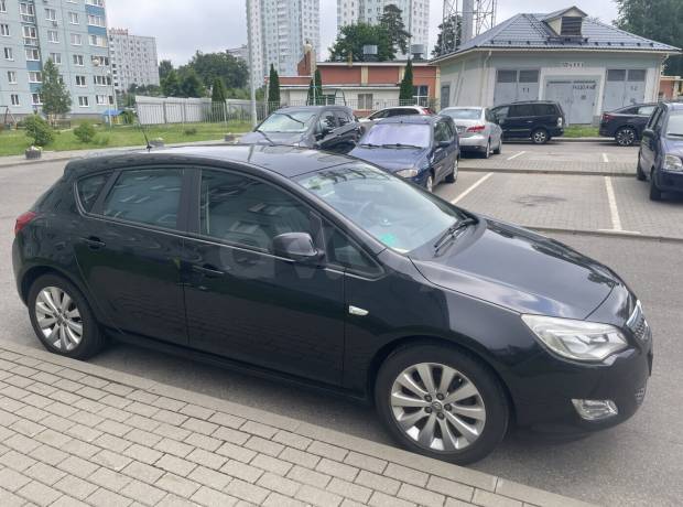 Opel Astra J