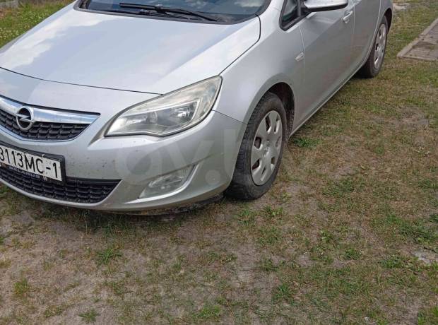 Opel Astra J