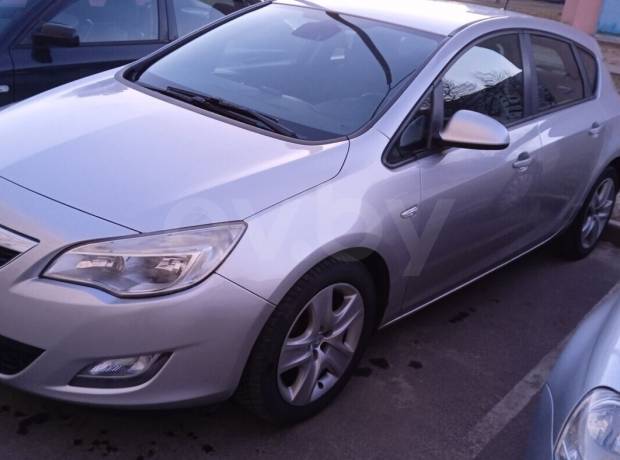 Opel Astra J