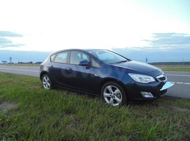 Opel Astra J