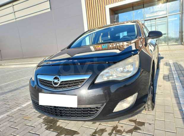 Opel Astra J