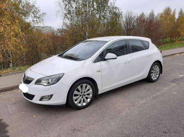 Opel Astra J