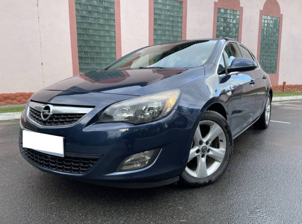 Opel Astra J