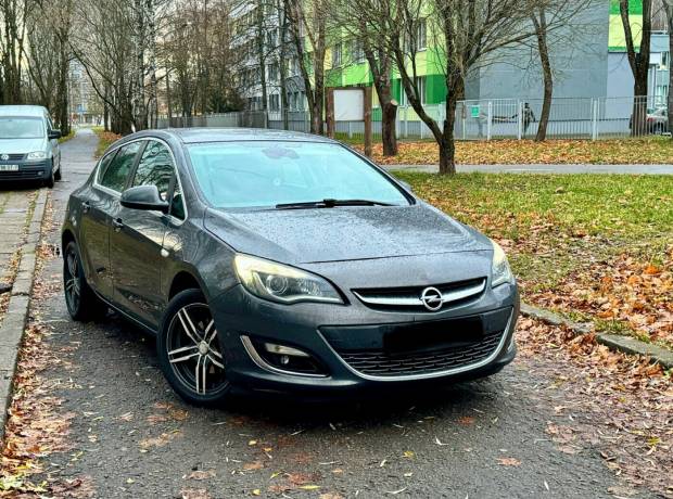 Opel Astra J Рестайлинг