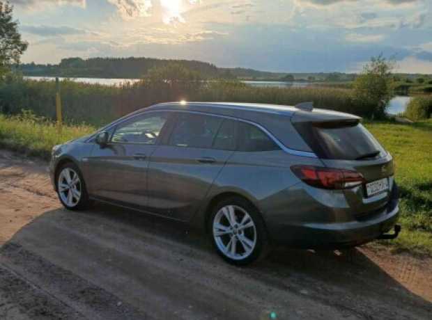 Opel Astra K, 2017, пробег 192100 км