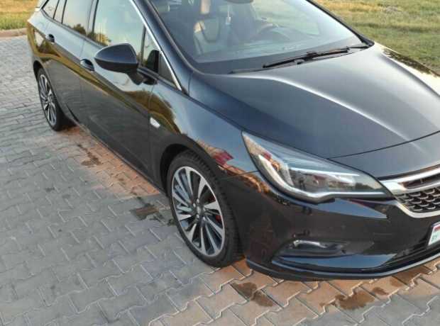 Opel Astra K, 2018, пробег 195000 км