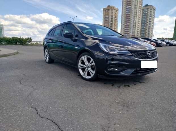 Opel Astra K Рестайлинг, 2020, пробег 194730 км Opel Astra K Рестайлинг, 2020, пробег 194730 км