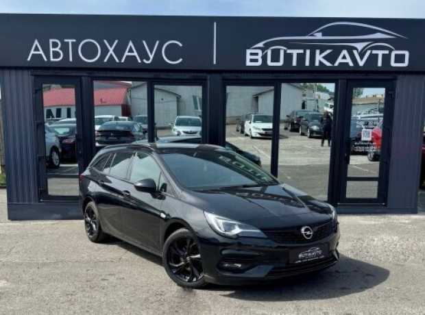 Opel Astra K Рестайлинг, 2021, пробег 182135 км Opel Astra K Рестайлинг, 2021, пробег 182135 км
