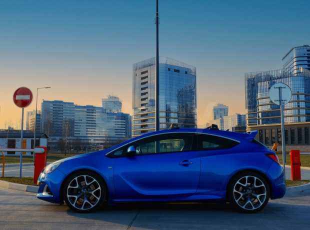 Opel Astra OPC J