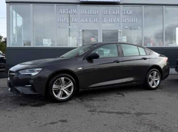 Opel Insignia II Рестайлинг, 2021, пробег 152100 км Opel Insignia II Рестайлинг, 2021, пробег 152100 км