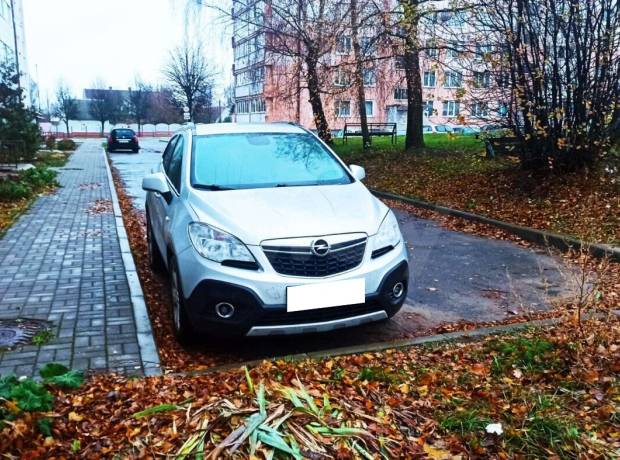 Opel Mokka I