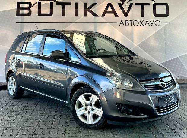 Opel Zafira B Рестайлинг