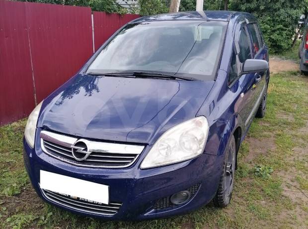 Opel Zafira B Рестайлинг