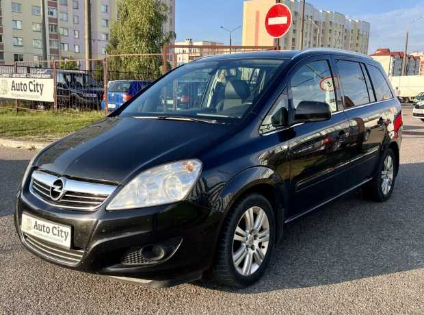 Opel Zafira B Рестайлинг