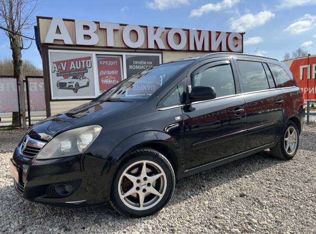 Opel Zafira B Рестайлинг