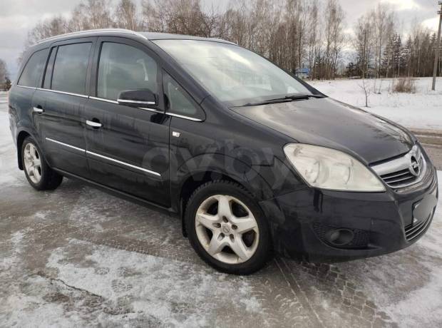 Opel Zafira B Рестайлинг