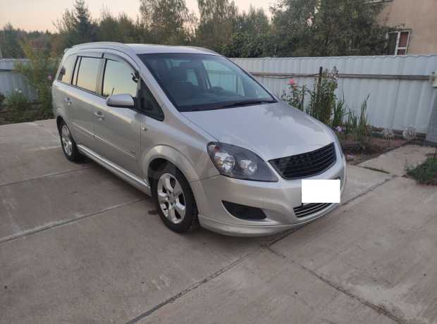 Opel Zafira B Рестайлинг