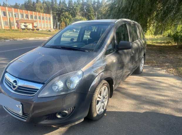 Opel Zafira B Рестайлинг