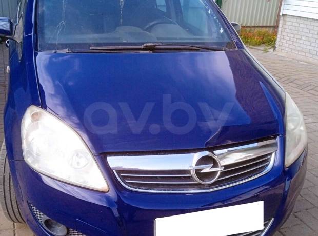 Opel Zafira B Рестайлинг