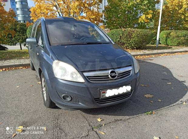 Opel Zafira B Рестайлинг