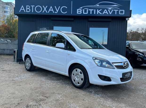 Opel Zafira B Рестайлинг