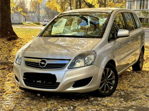 Opel Zafira B Рестайлинг