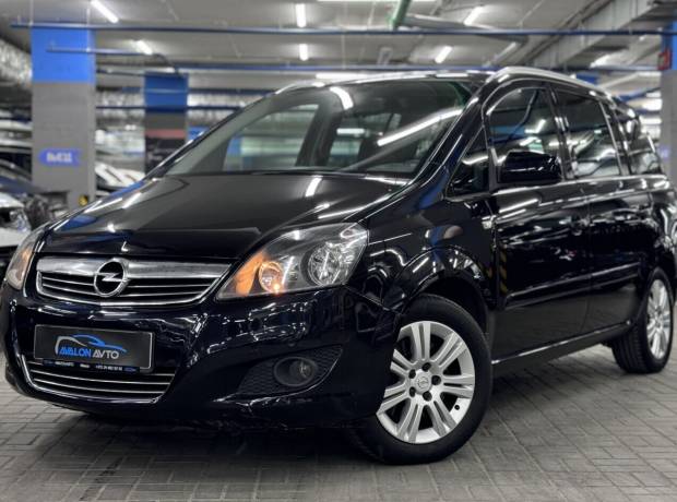 Opel Zafira B Рестайлинг