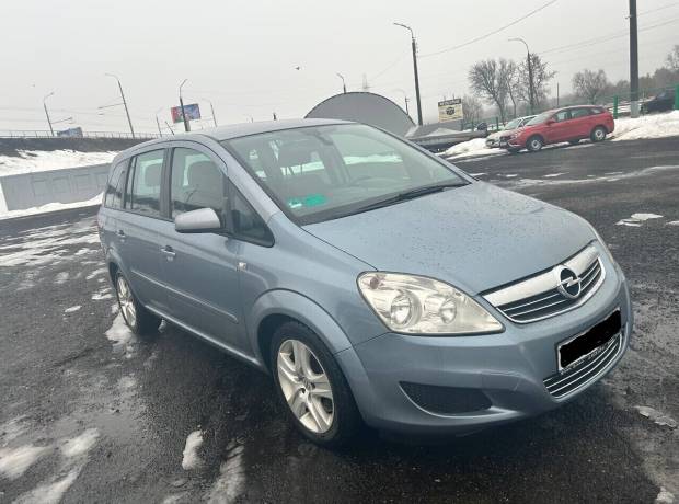 Opel Zafira B Рестайлинг