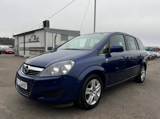 Opel Zafira B Рестайлинг