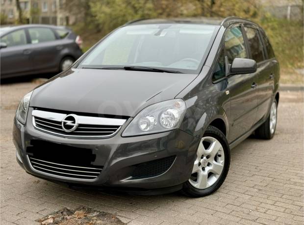 Opel Zafira B Рестайлинг