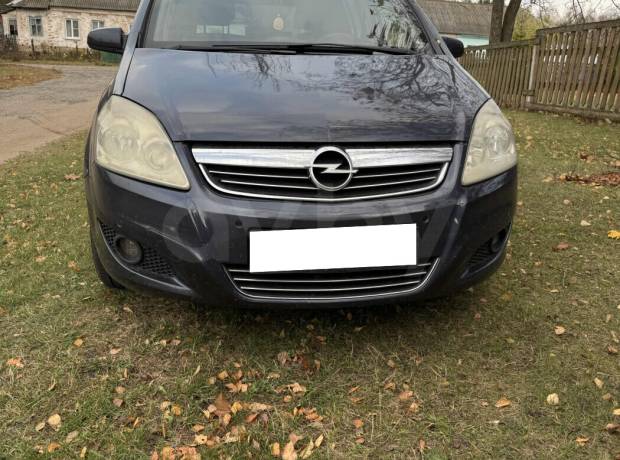 Opel Zafira B Рестайлинг