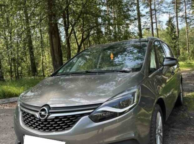 Opel Zafira C  Рестайлинг, 2017, пробег 131000 км