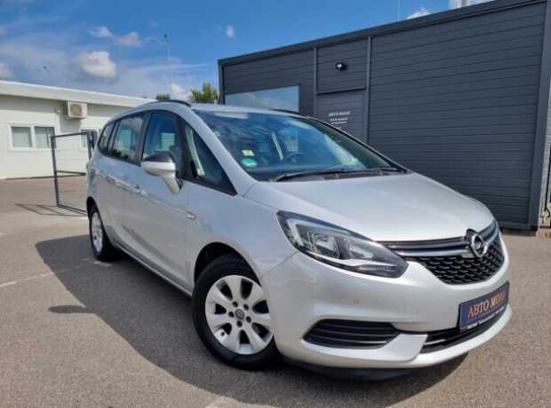 Opel Zafira C Рестайлинг, 2017, пробег 194300 км Opel Zafira C Рестайлинг, 2017, пробег 194300 км