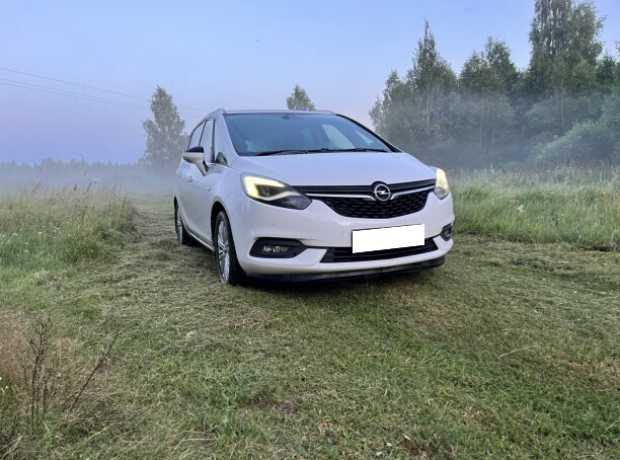 Opel Zafira C  Рестайлинг, 2017, пробег 245000 км