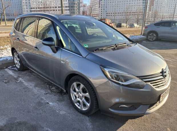 Opel Zafira C  Рестайлинг, 2018, пробег 244000 км