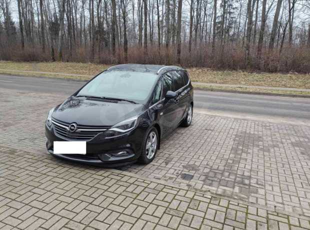 Opel Zafira C Рестайлинг