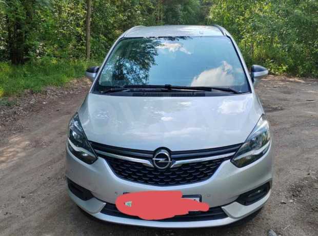 Opel Zafira C Рестайлинг