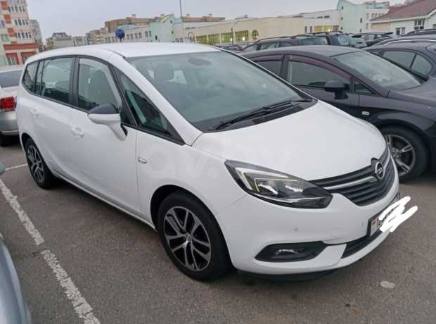 Opel Zafira C Рестайлинг