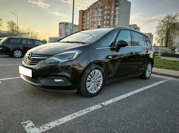 Opel Zafira C Рестайлинг