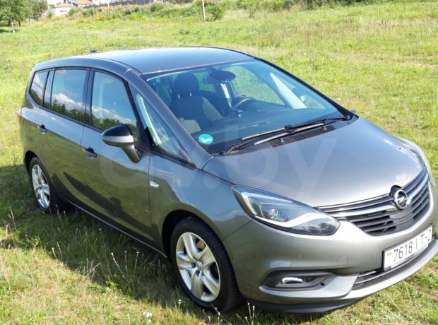 Opel Zafira C Рестайлинг