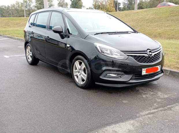 Opel Zafira C Рестайлинг