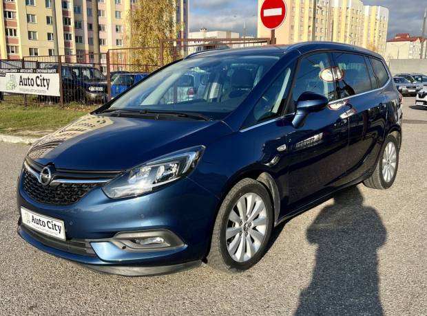 Opel Zafira C Рестайлинг