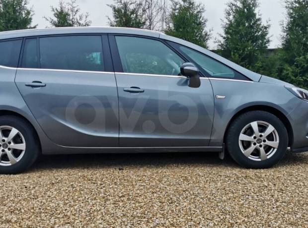 Opel Zafira C Рестайлинг