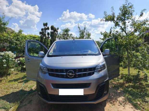 Opel Zafira Life , 2021, пробег 155000 км