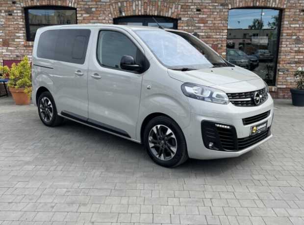 Opel Zafira Life , 2021, пробег 180500 км