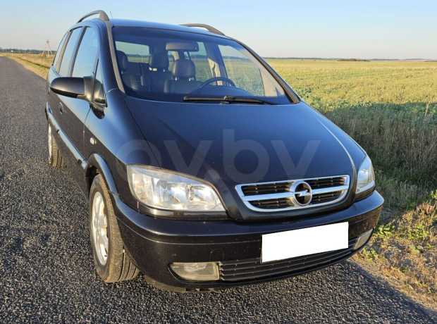 Opel Zafira A Рестайлинг