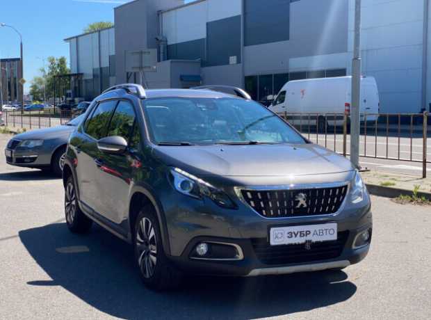 Peugeot 2008 I  Рестайлинг, 2019, пробег 156000 км